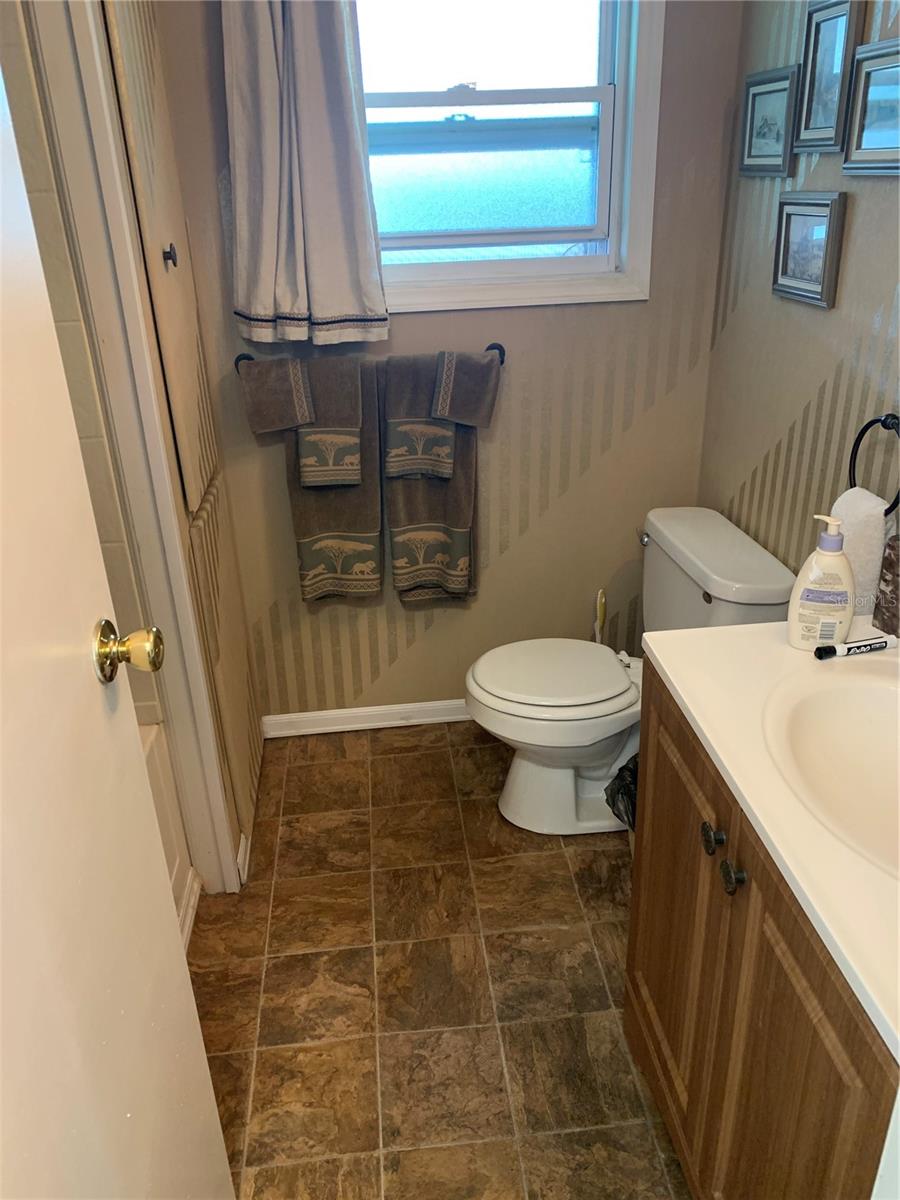 10456 PEACEFUL DR — photo 17