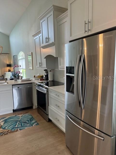 8784 PEBBLE CREEK LN — photo 6
