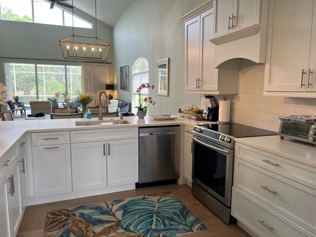 8784 PEBBLE CREEK LN — photo 5