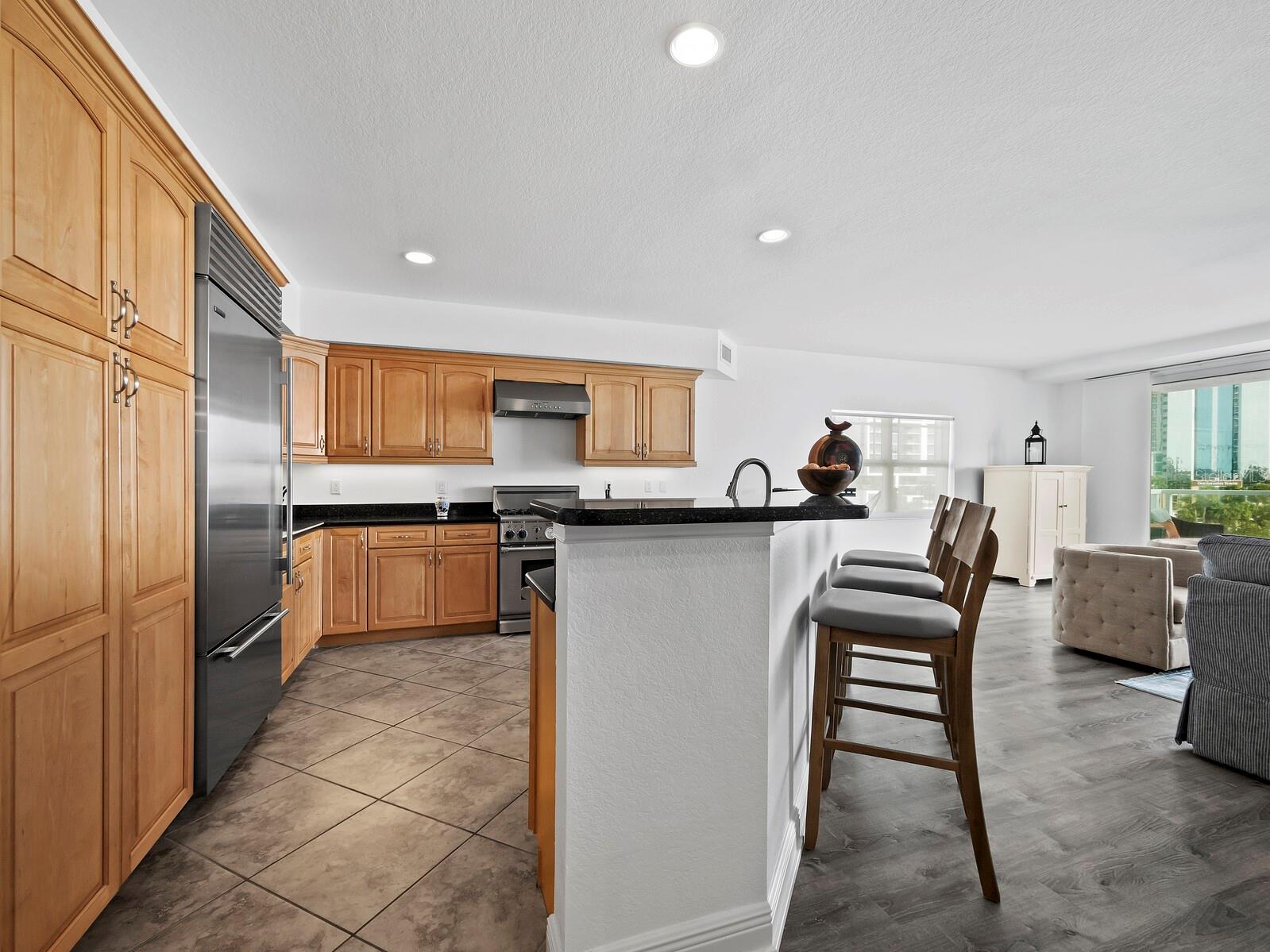 650 GOLDEN GATE PT #401 — photo 16