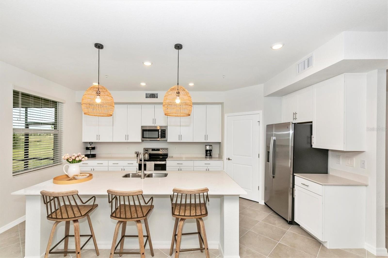 12685 RADIANCE CT #102 — photo 5