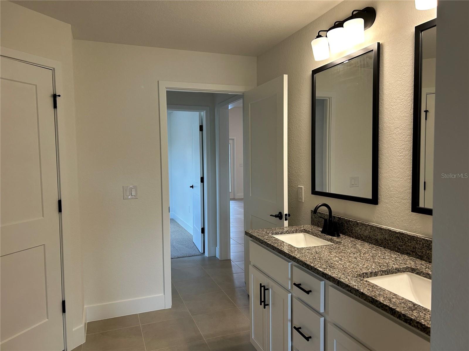 2655 AVERLAND LOOP — photo 14