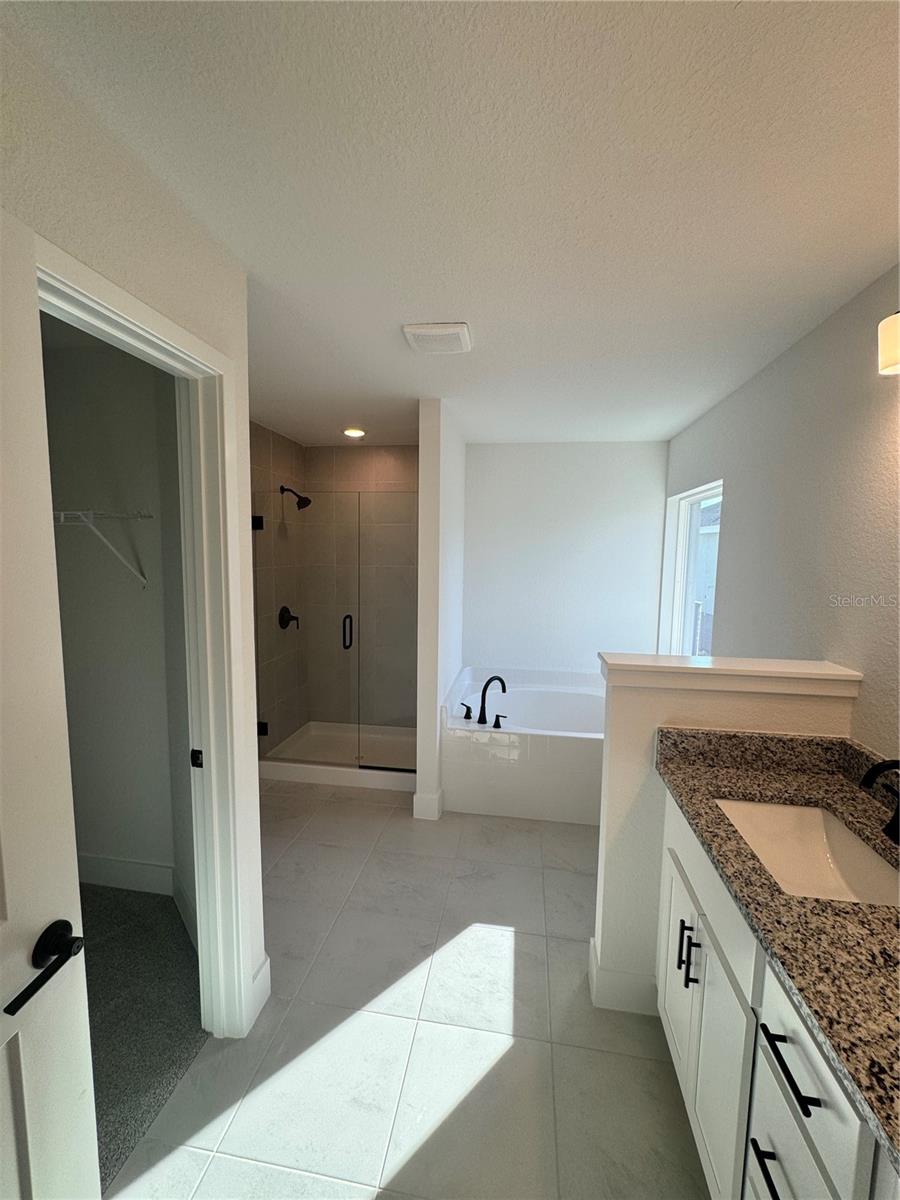 2504 AVERLAND LOOP — photo 6