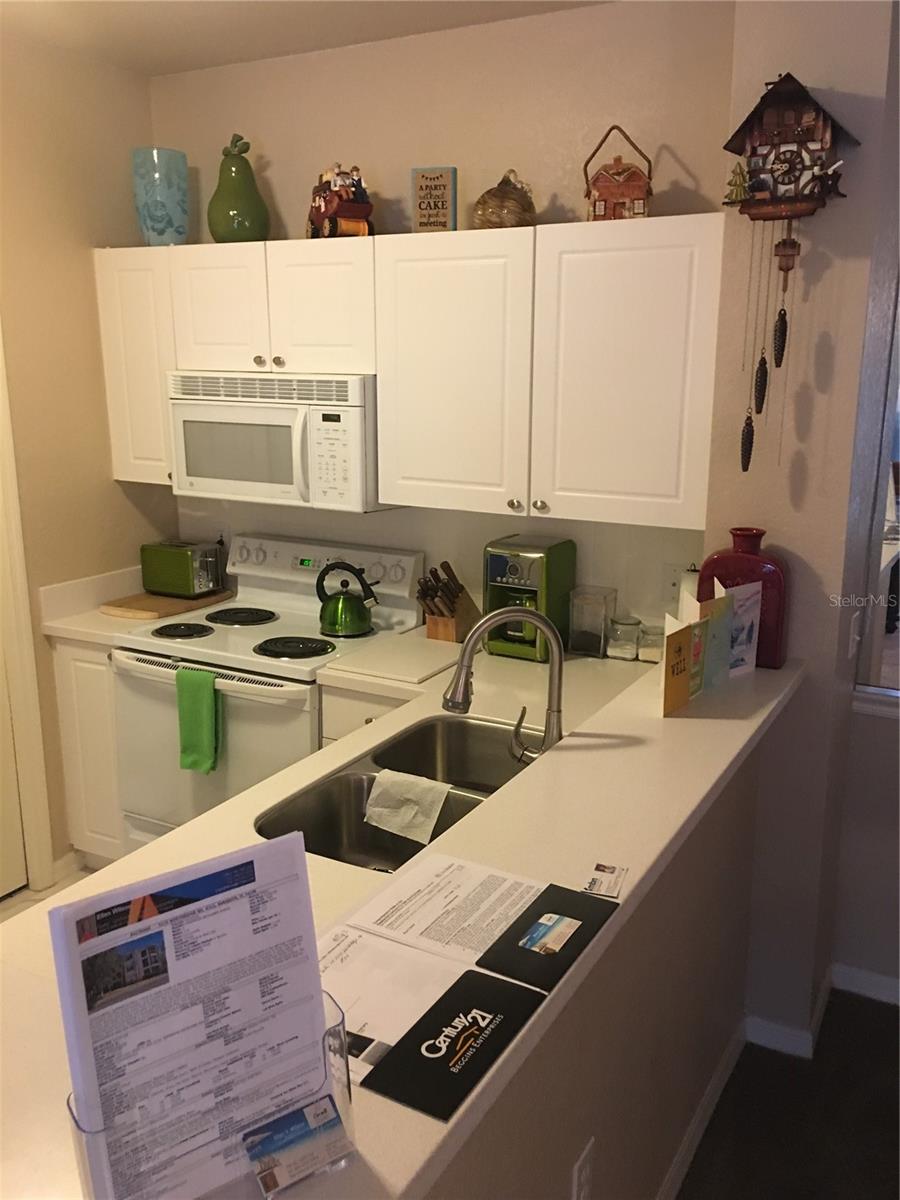 5174 NORTHRIDGE RD #211 — photo 5