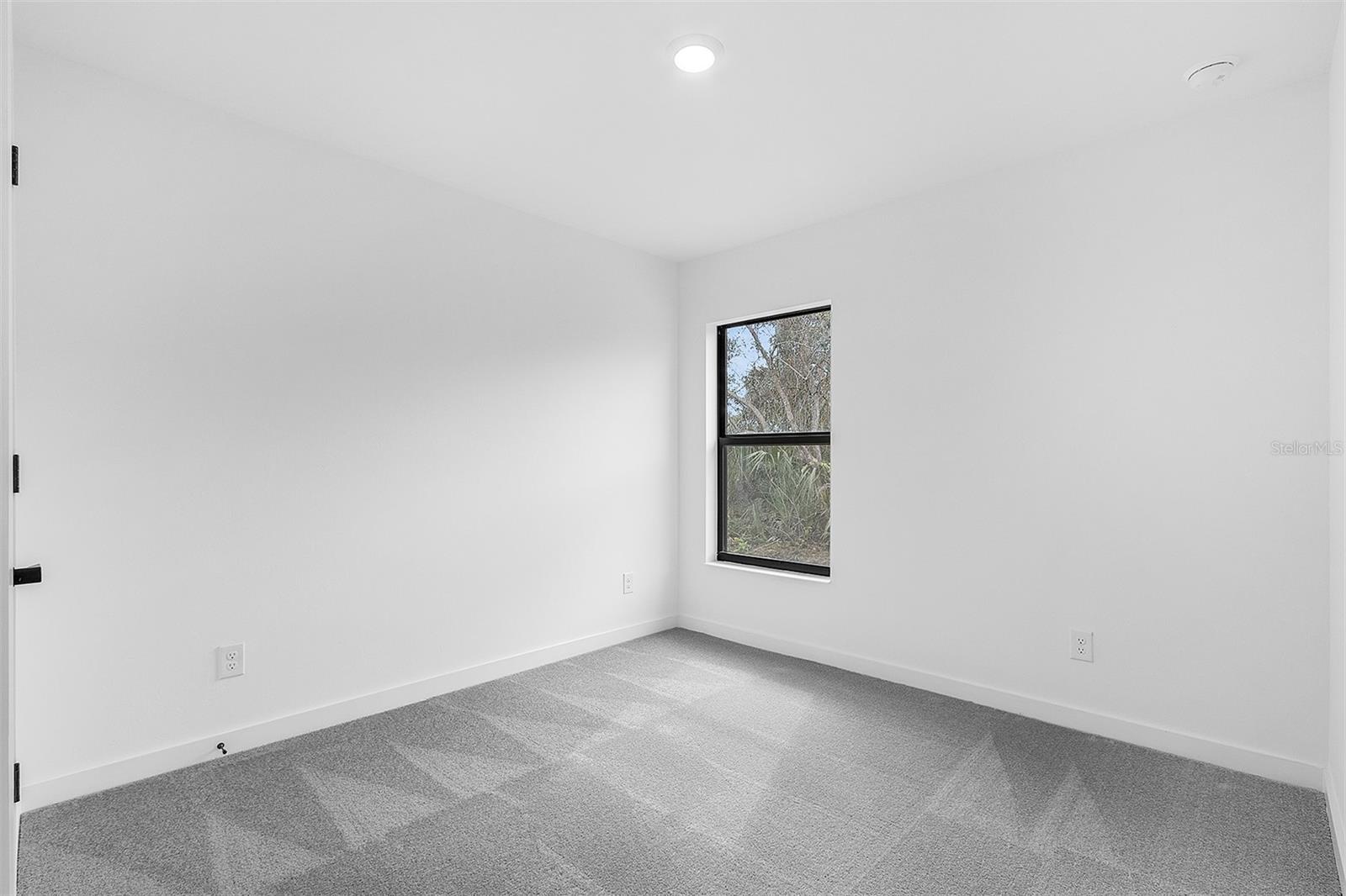 4743 MICHALER ST — photo 16