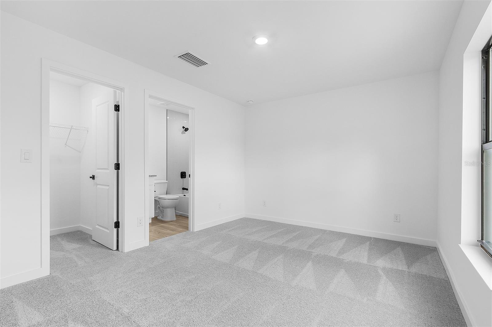 4743 MICHALER ST — photo 12