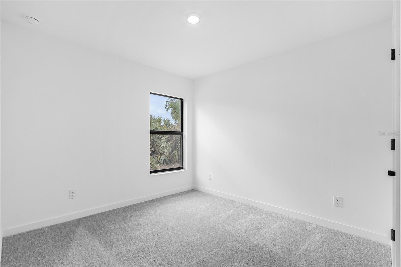 4743 MICHALER ST — photo 15
