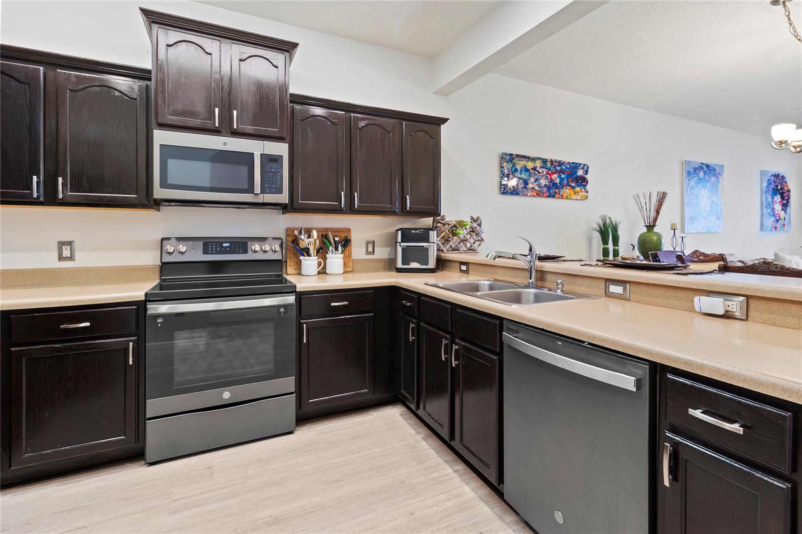 5715 SPANISH POINT CT — photo 14