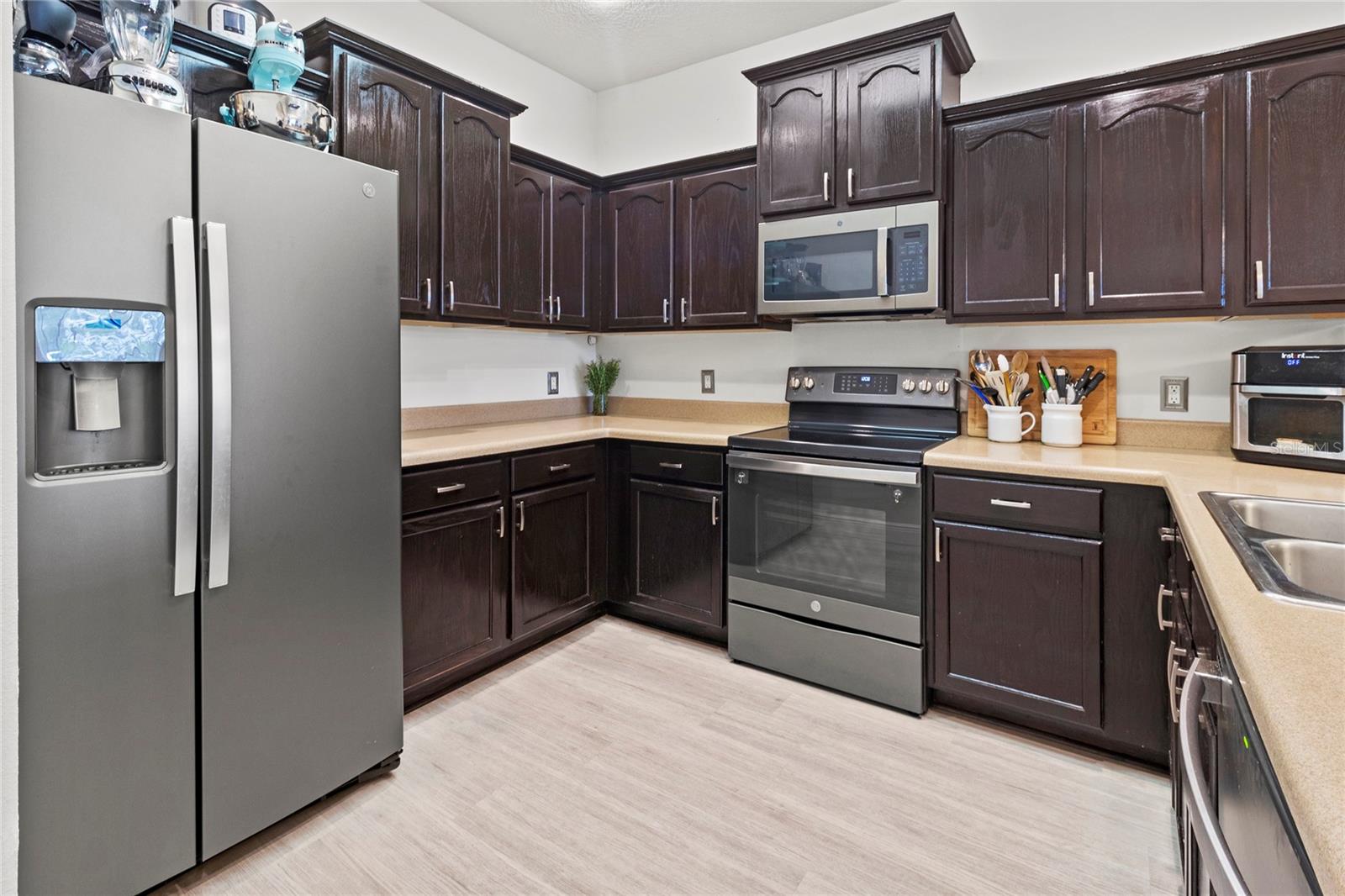 5715 SPANISH POINT CT — photo 13