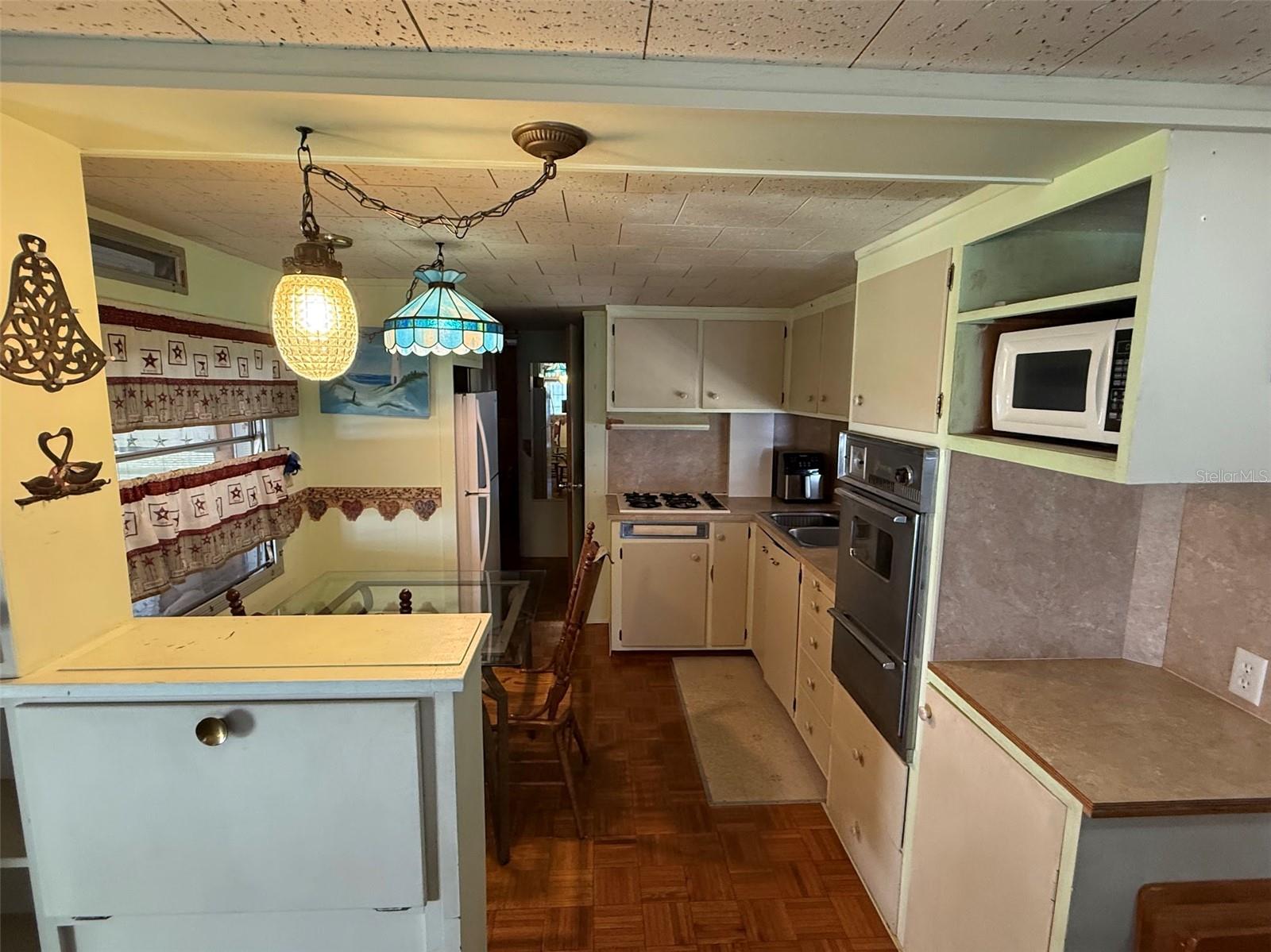 37402 HAMMOND DR — photo 7