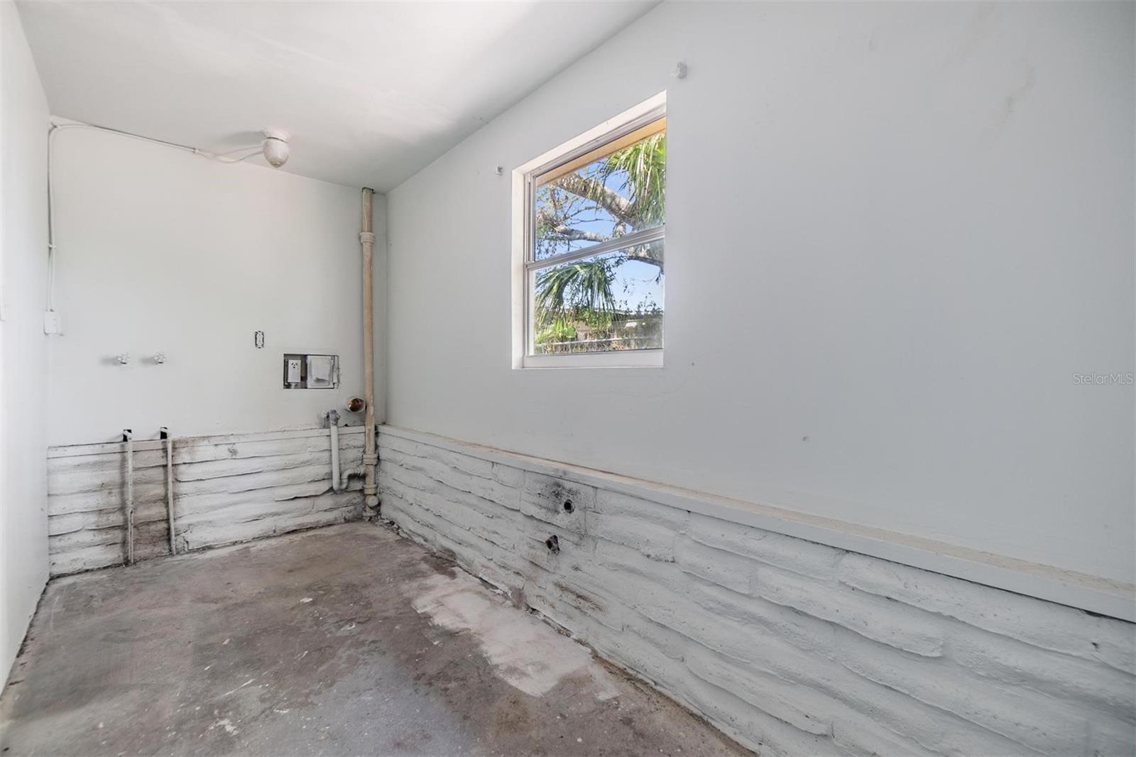 5130 DR MARTIN LUTHER KING JR ST S — photo 27