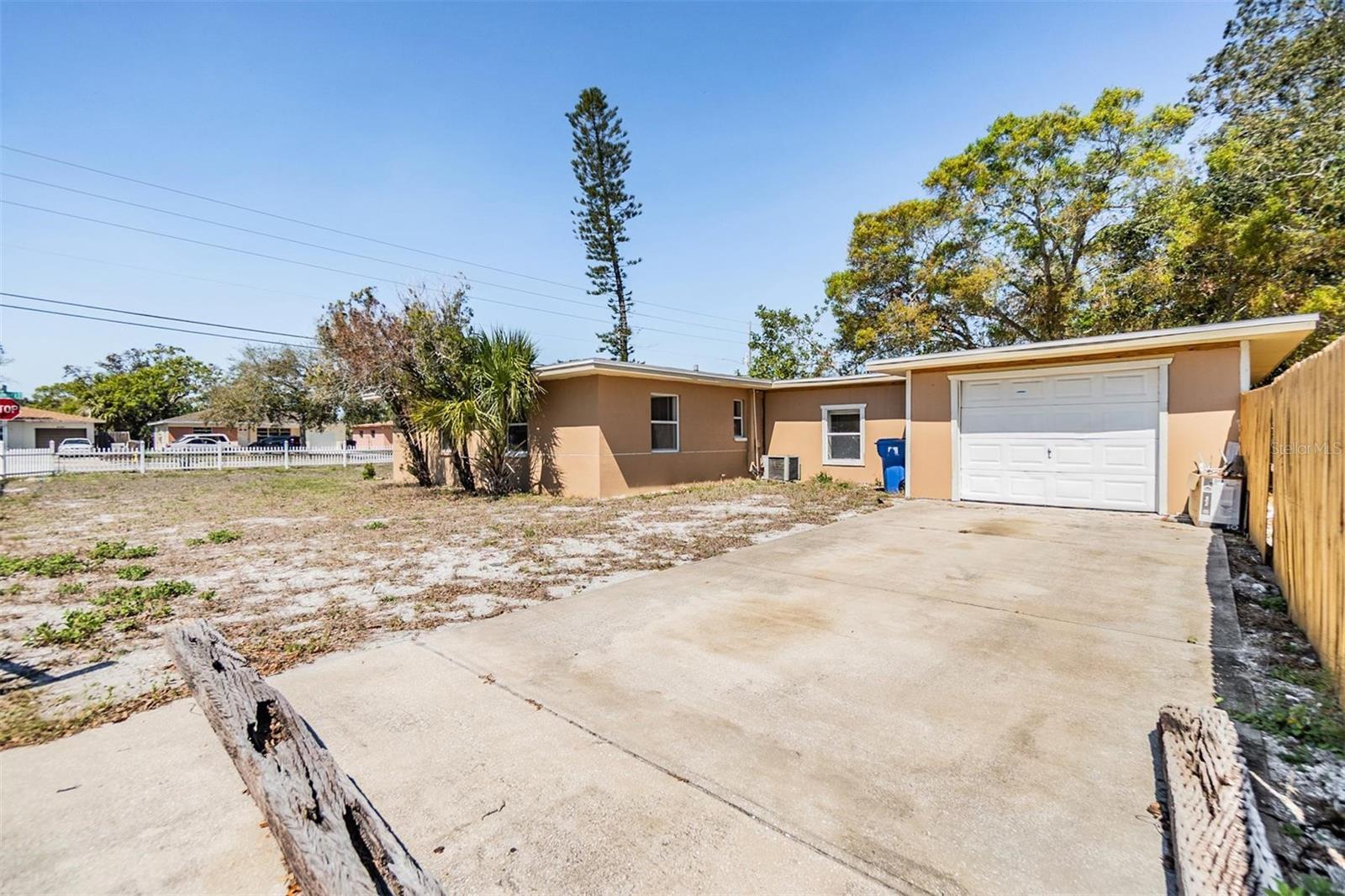 5130 DR MARTIN LUTHER KING JR ST S — photo 30