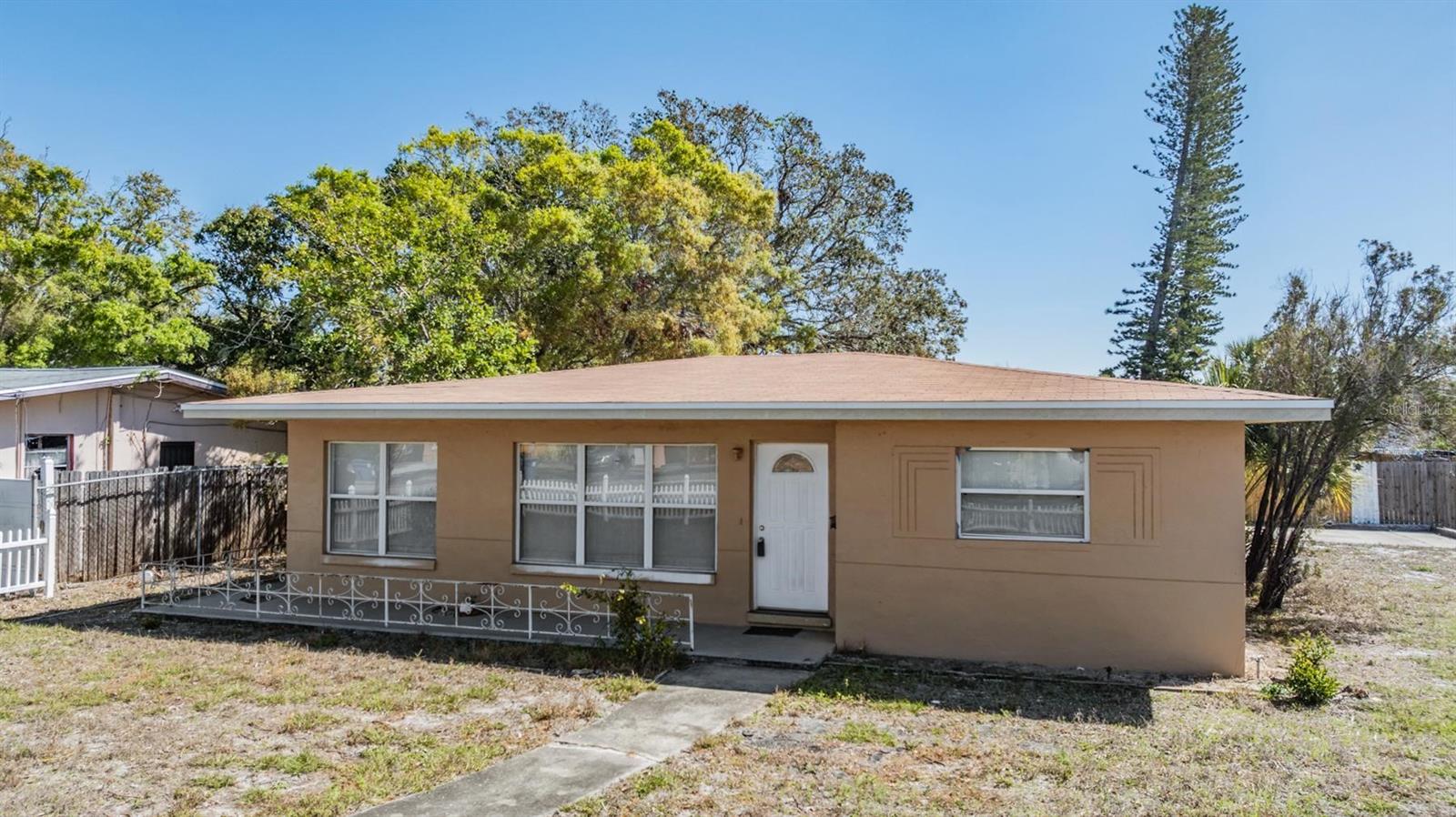 5130 DR MARTIN LUTHER KING JR ST S — photo 3