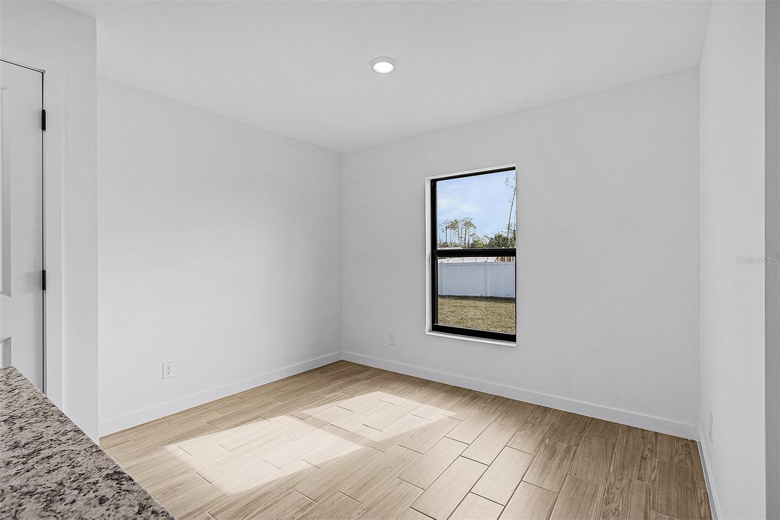 3560 BELLEFONTE AVE — photo 10