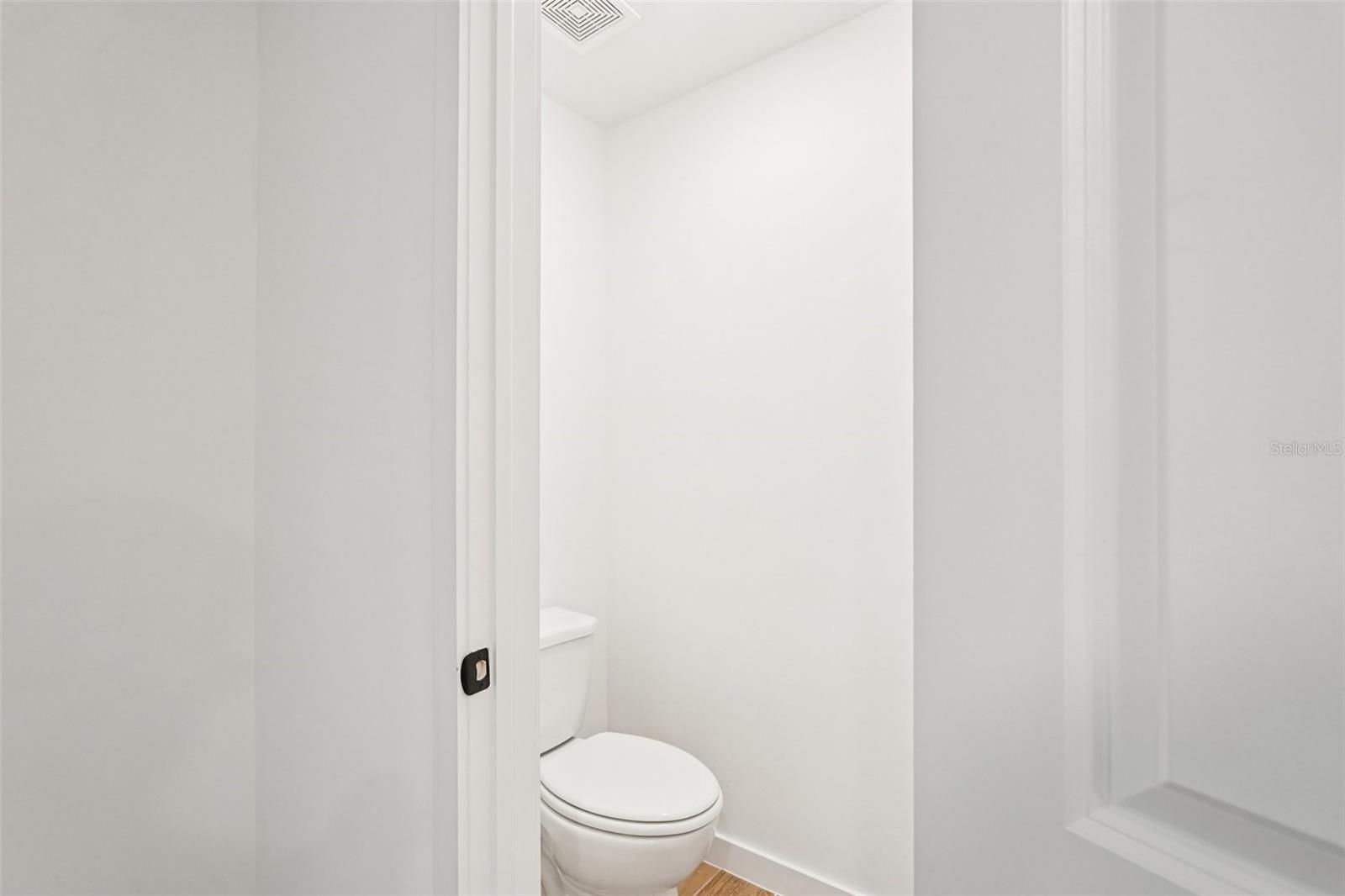 5237 ABERBACK ST — photo 24