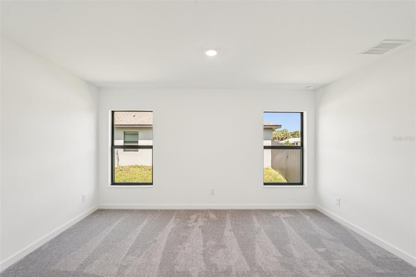 5237 ABERBACK ST — photo 27