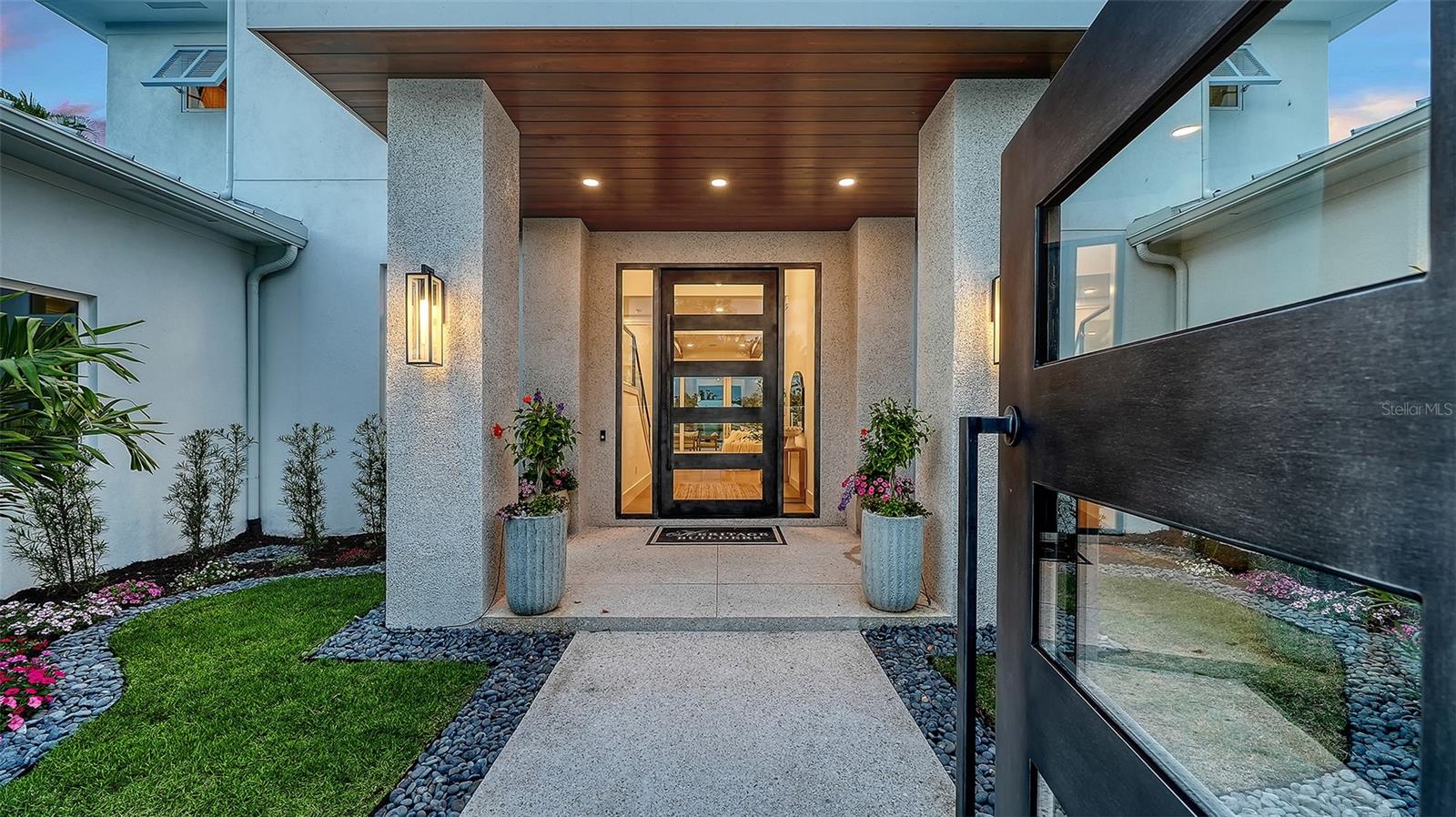 1521 S LAKE SHORE DR — photo 13