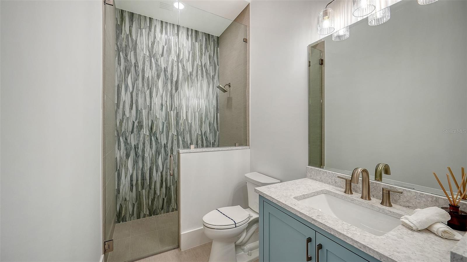 1521 S LAKE SHORE DR — photo 40