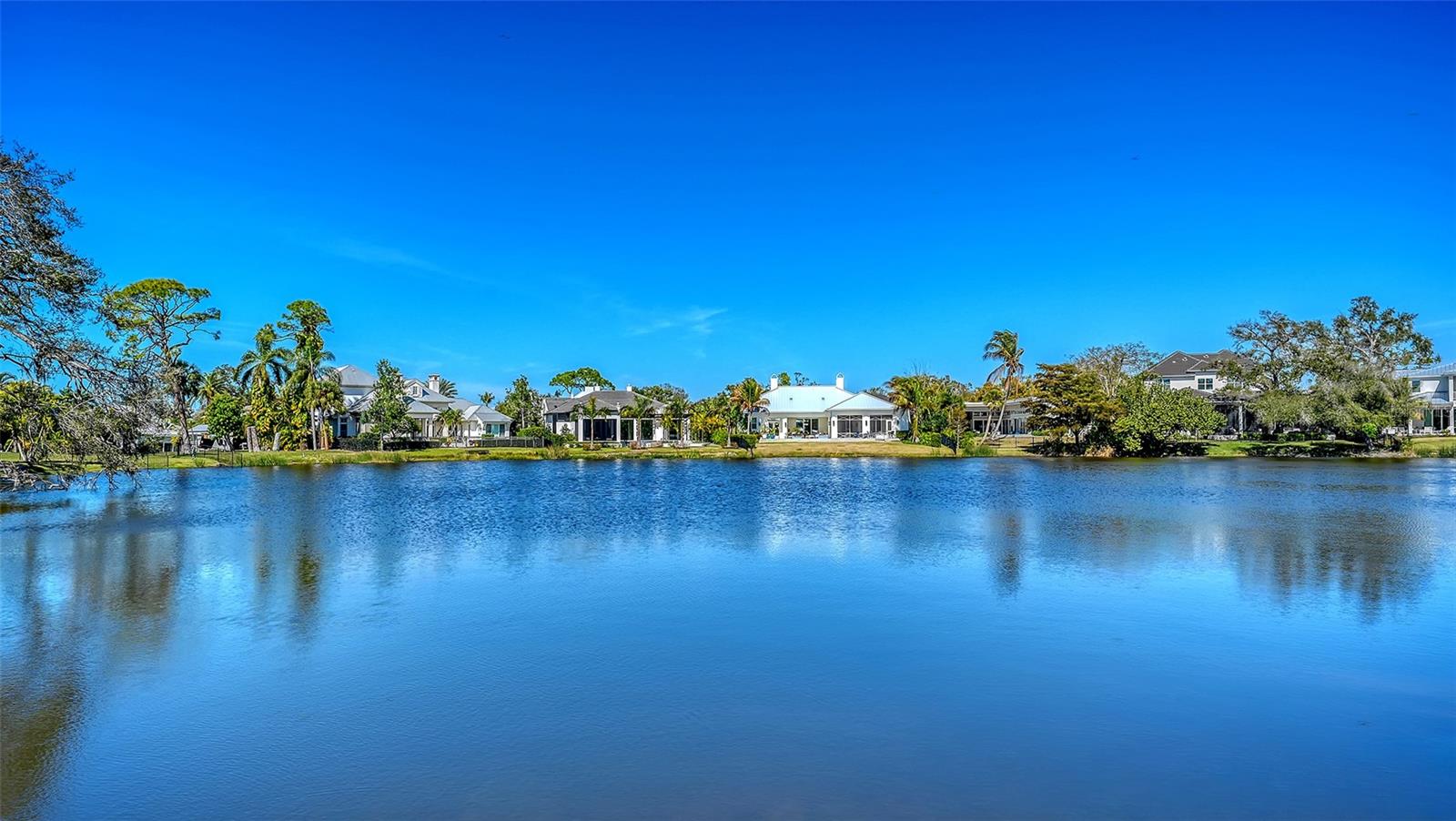 1521 S LAKE SHORE DR — photo 11