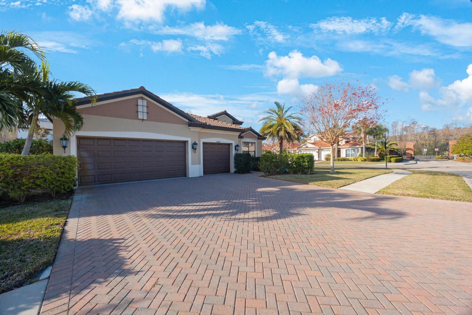 2564 GRAND CYPRESS BLVD — photo 45