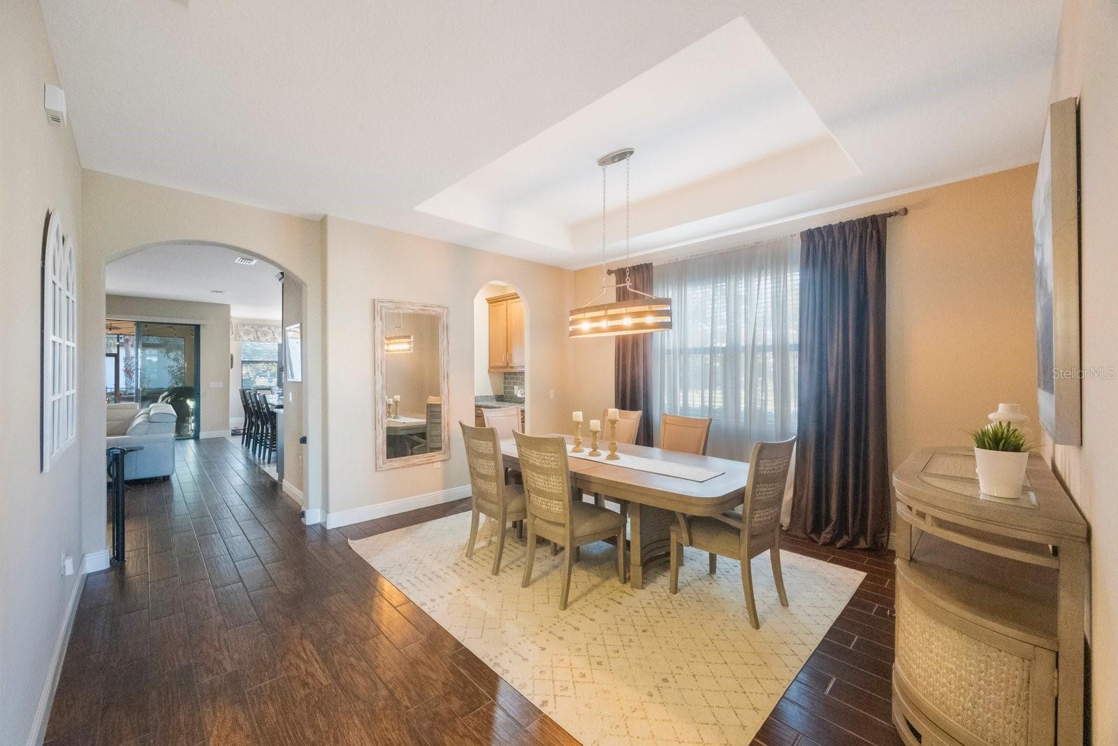 2564 GRAND CYPRESS BLVD — photo 10