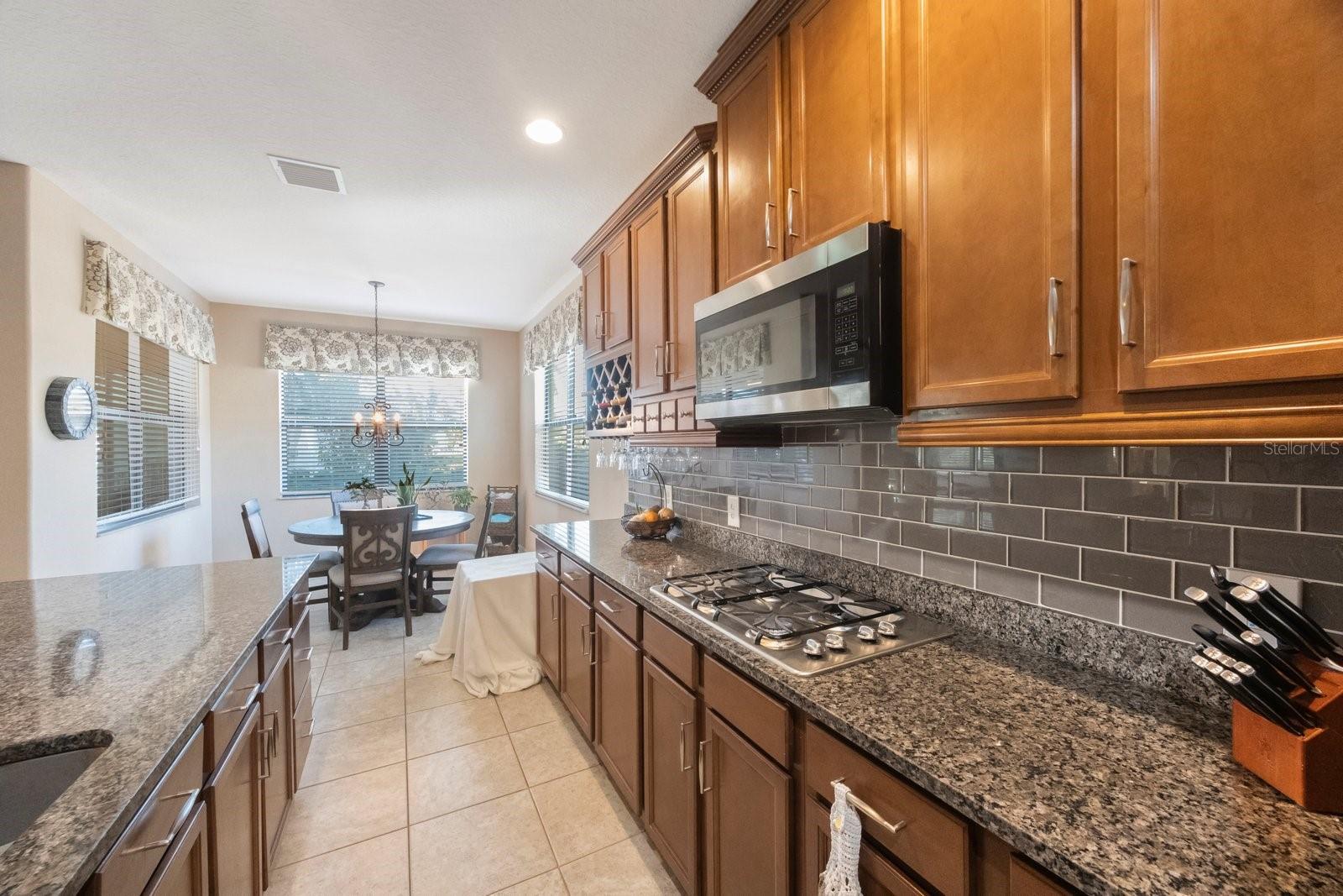 2564 GRAND CYPRESS BLVD — photo 21