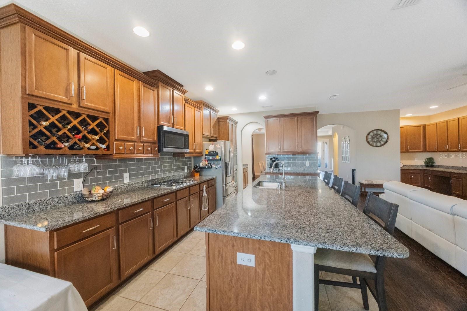 2564 GRAND CYPRESS BLVD — photo 22