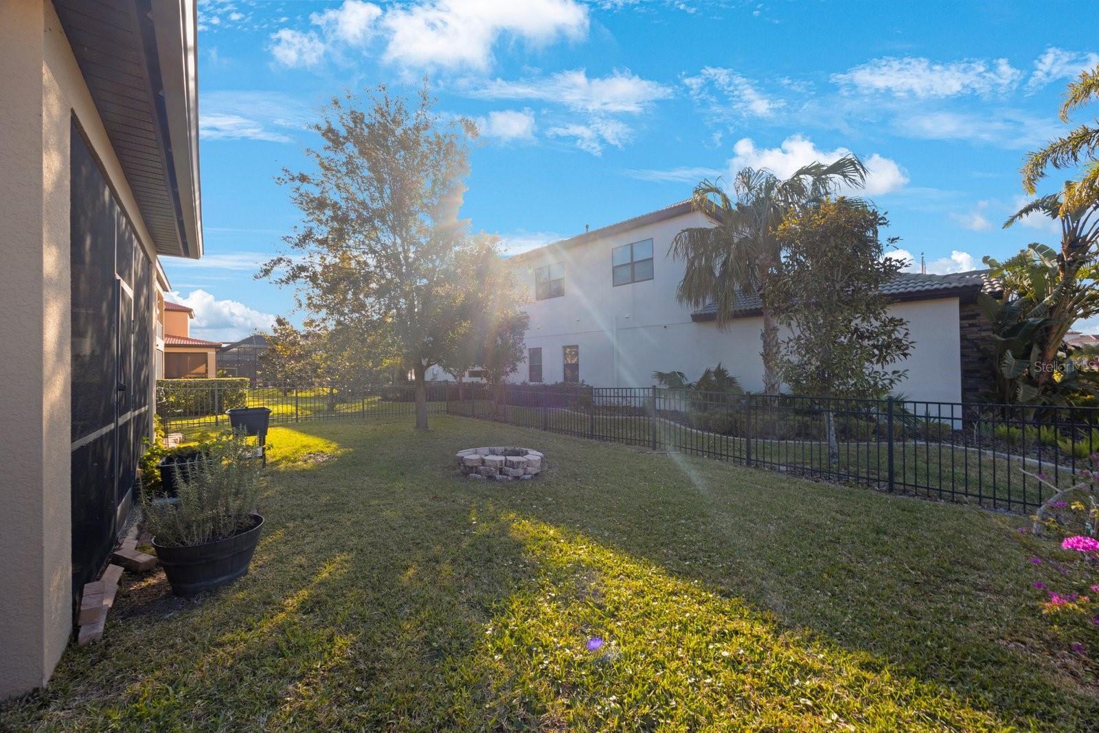 2564 GRAND CYPRESS BLVD — photo 44