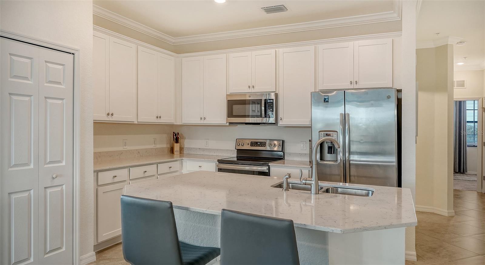 17510 GAWTHROP DR #308 — photo 9
