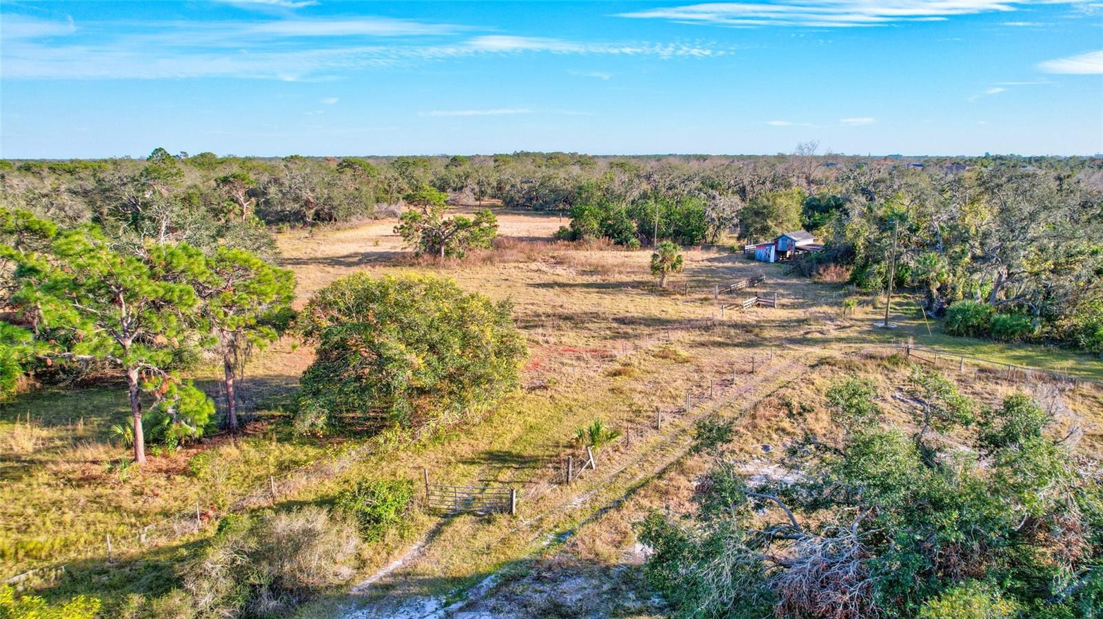 8330 LINGER LODGE RD — photo 26