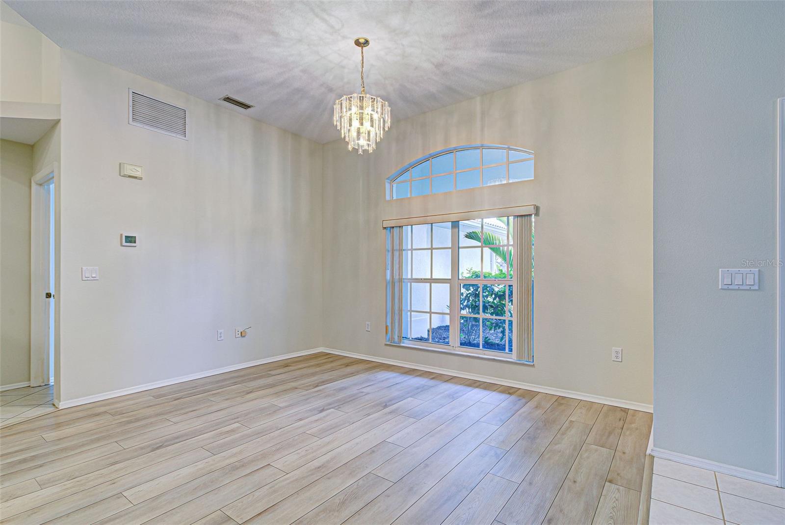 339 MEADOW BEAUTY CT — photo 9