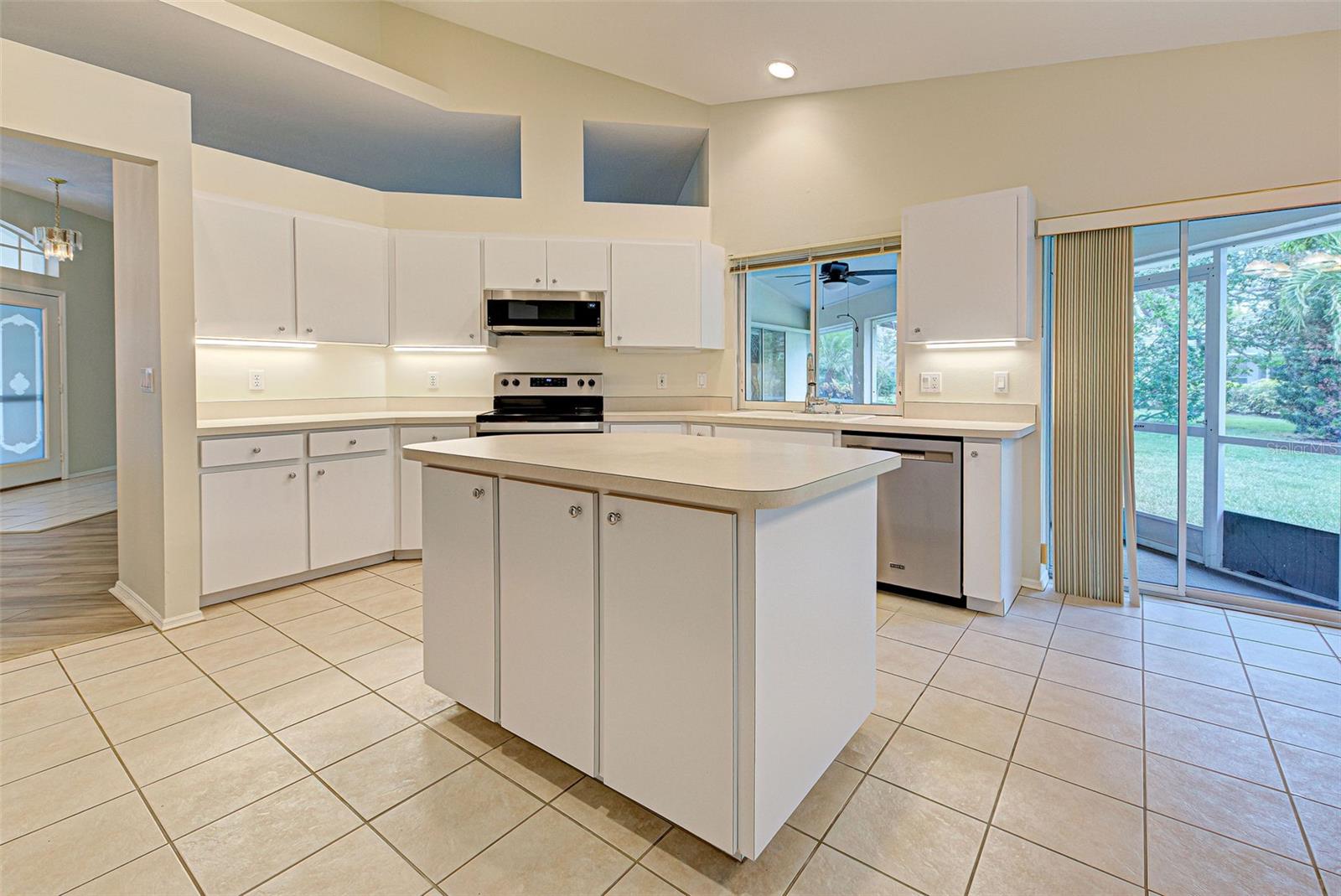 339 MEADOW BEAUTY CT — photo 21