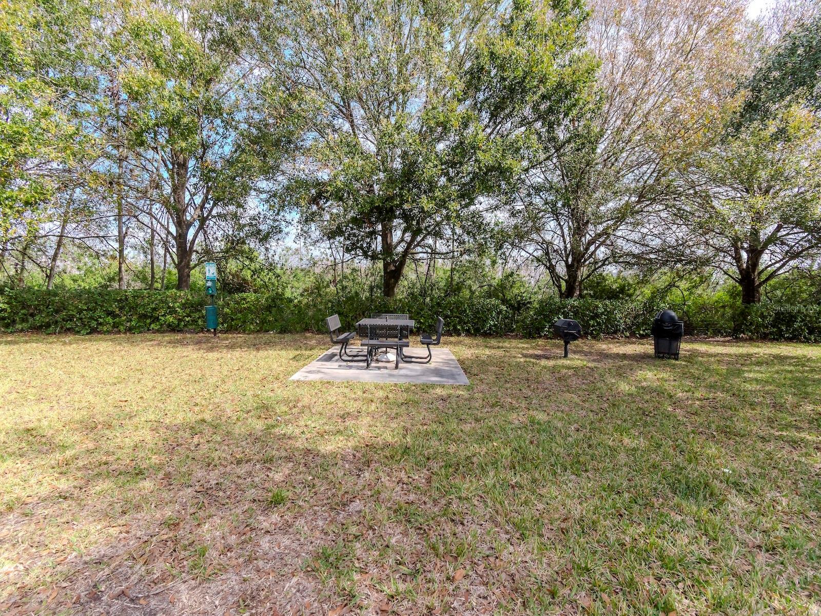 1429 VILLA CAPRI CIR #306 — photo 29