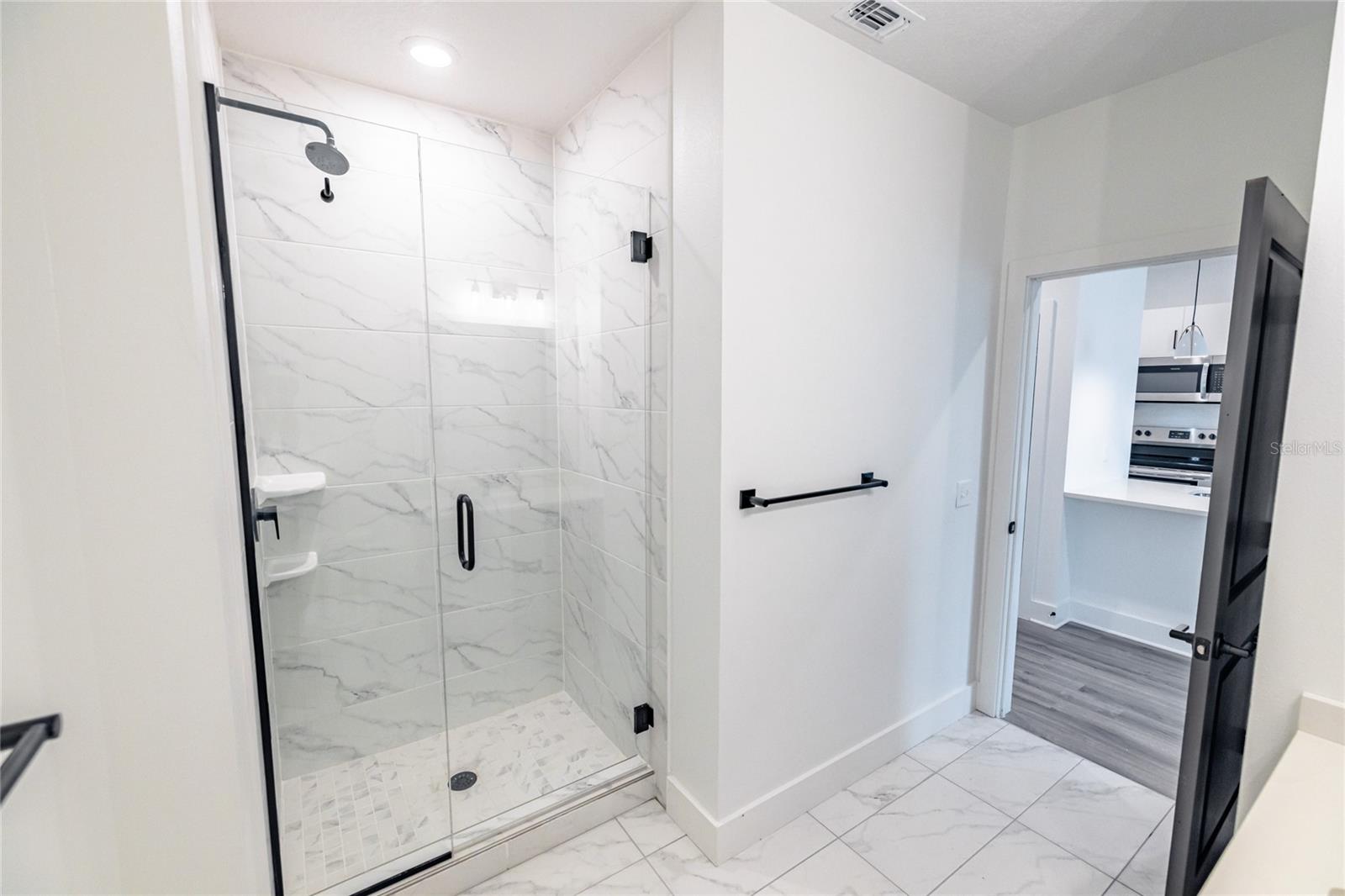 1420 LAKEFRONT DR #ST-3303 — photo 10