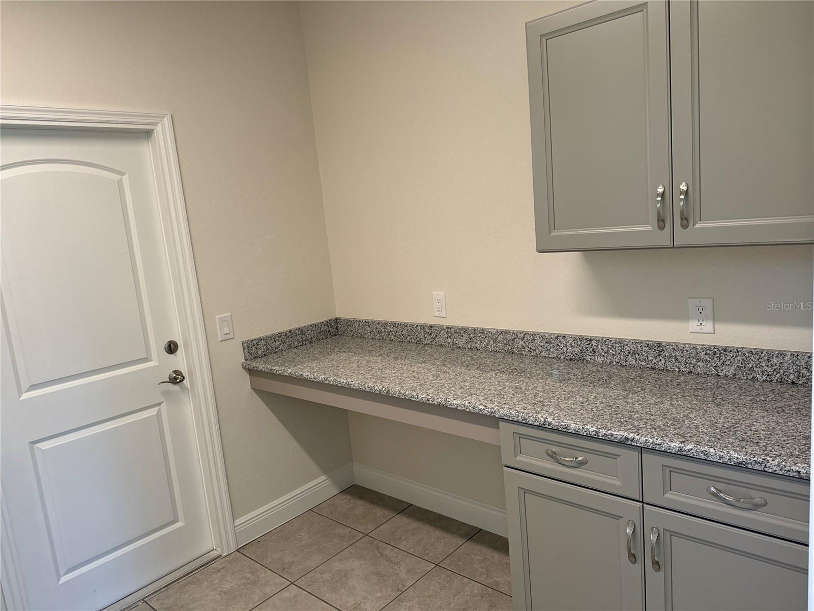 1449 MARJORIE LN — photo 3