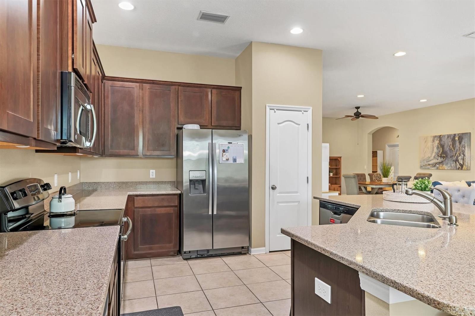 9214 RAES CREEK PL — photo 11