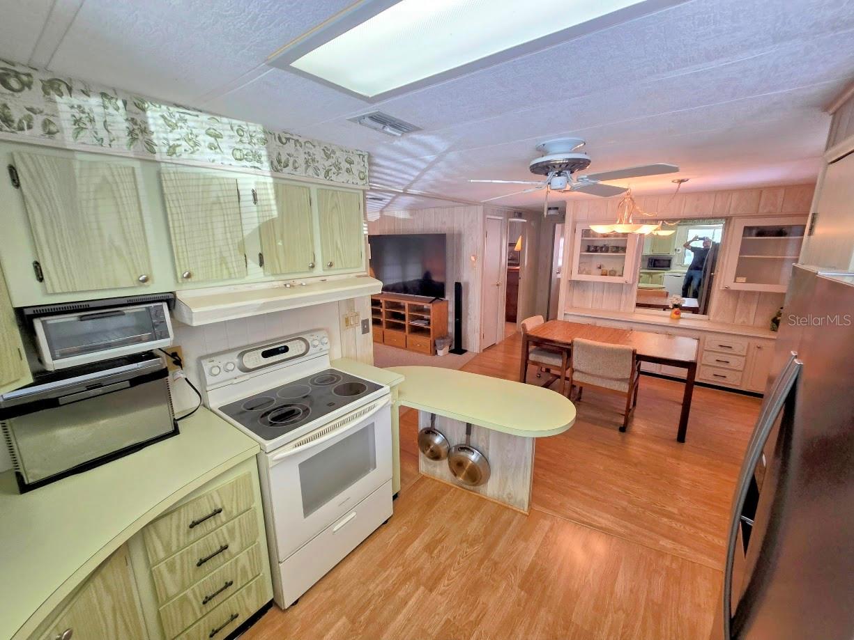 12501 ULMERTON RD #188 — photo 9