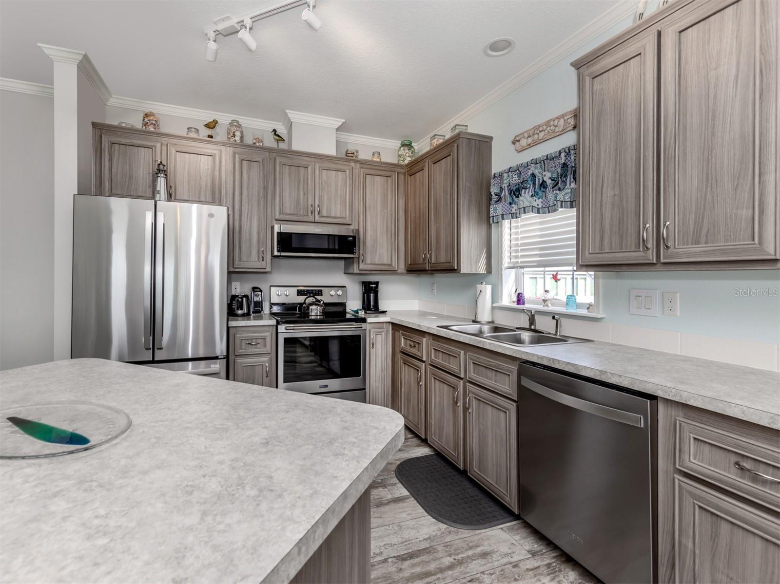 106 ISLAND POINT RD — photo 27