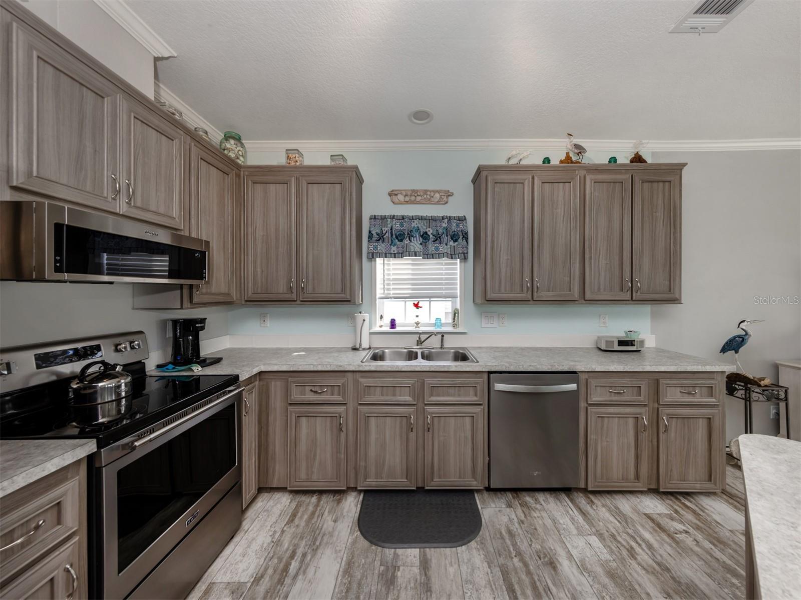 106 ISLAND POINT RD — photo 24