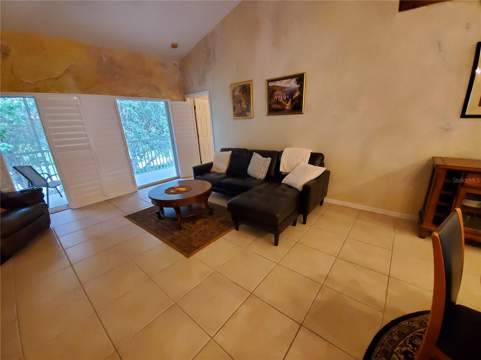 7138 CEDAR HOLLOW CIR — photo 9
