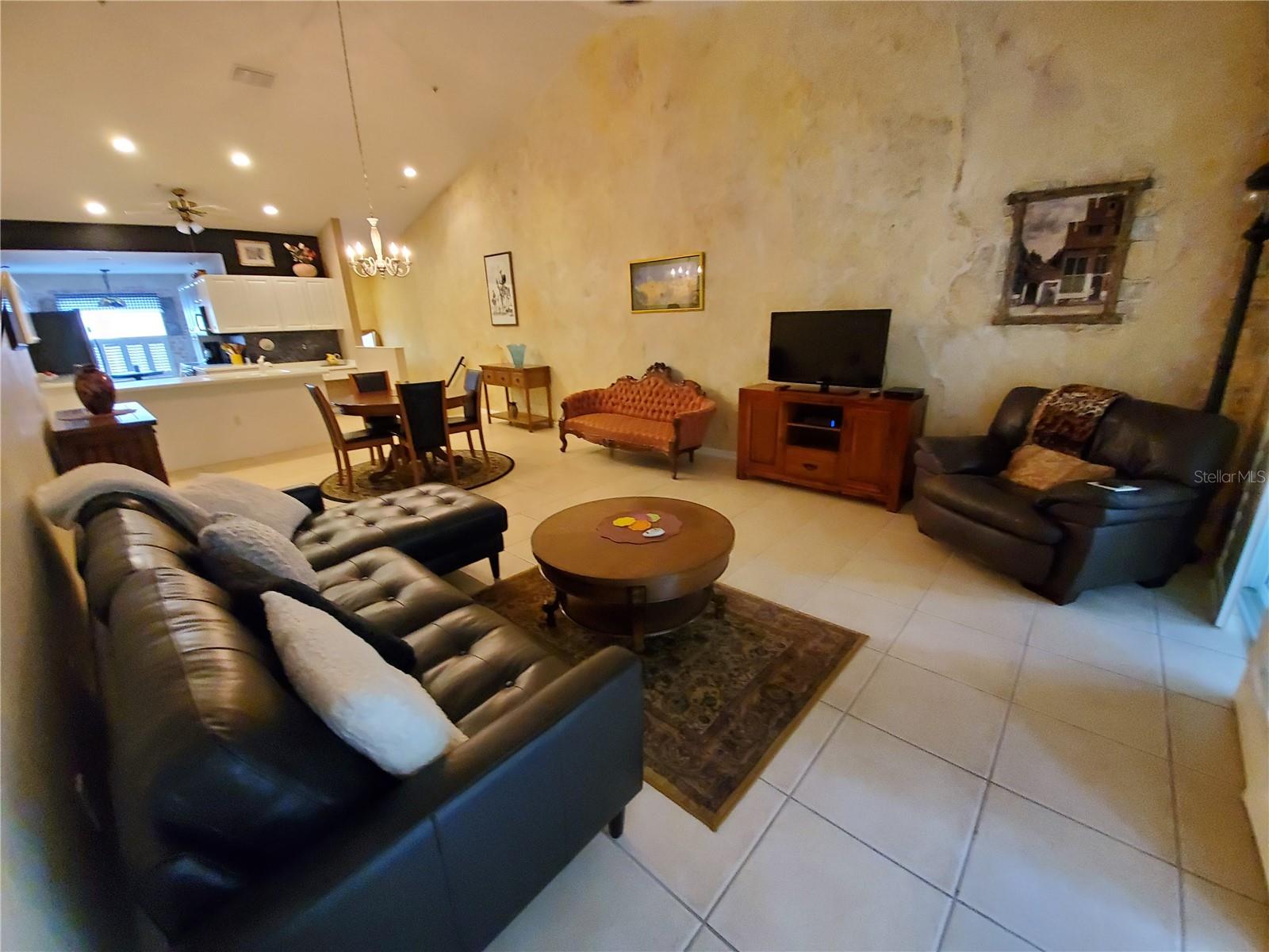7138 CEDAR HOLLOW CIR — photo 10