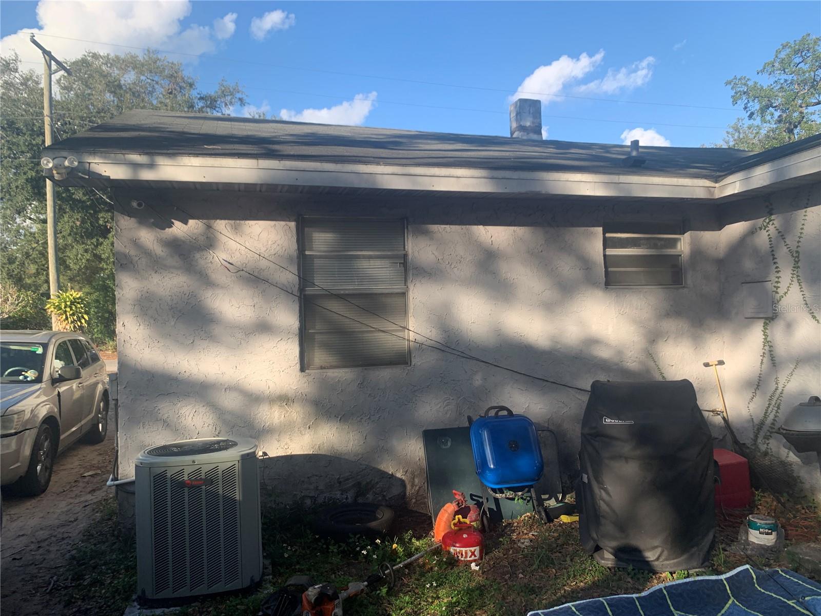3019 E LOUISIANA AVE — photo 3