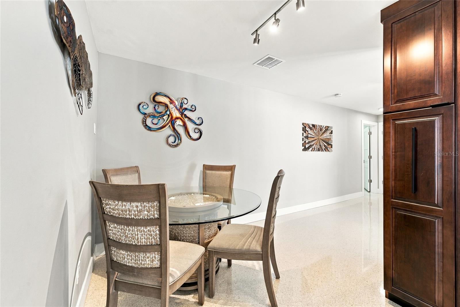 4523 CLEARWATER HARBOR DR S — photo 12