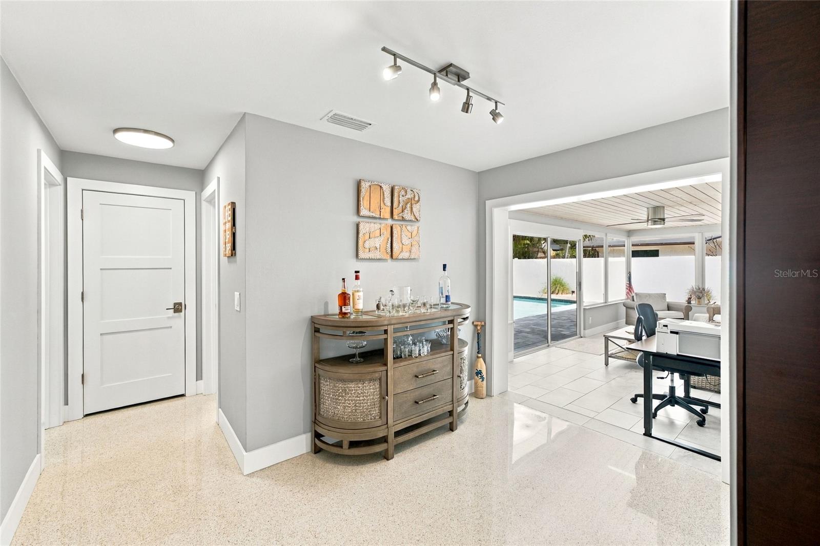 4523 CLEARWATER HARBOR DR S — photo 17