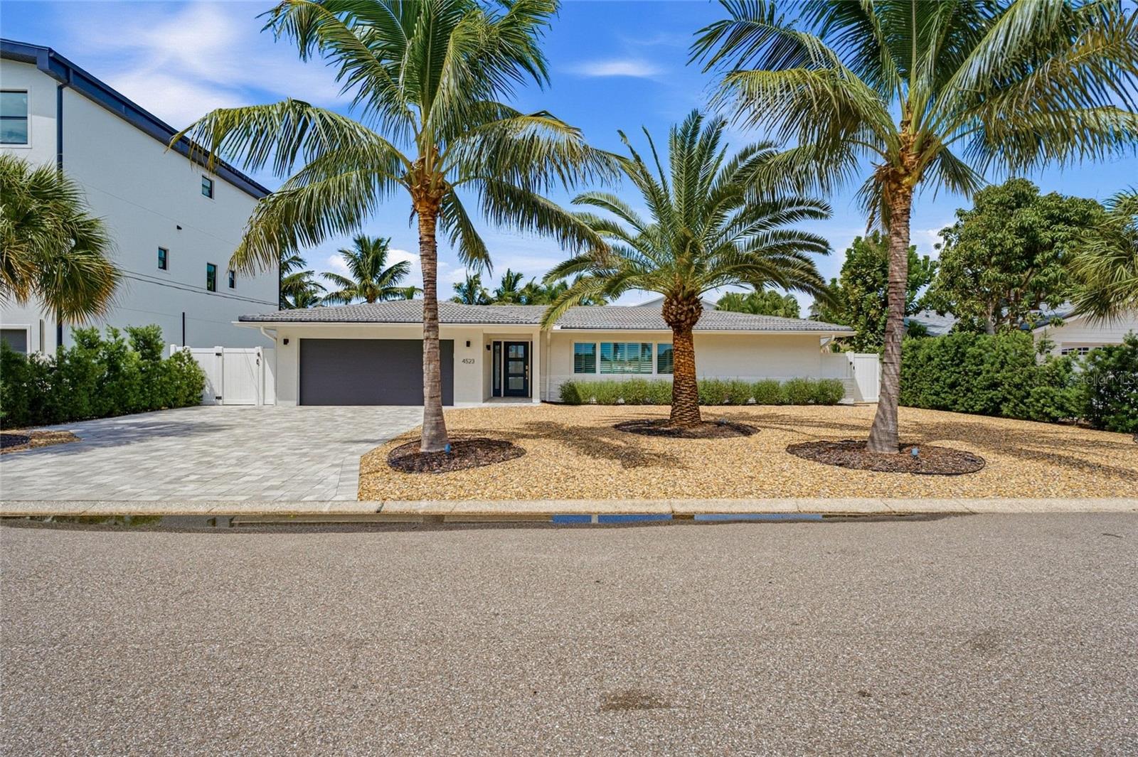 4523 CLEARWATER HARBOR DR S — photo 26
