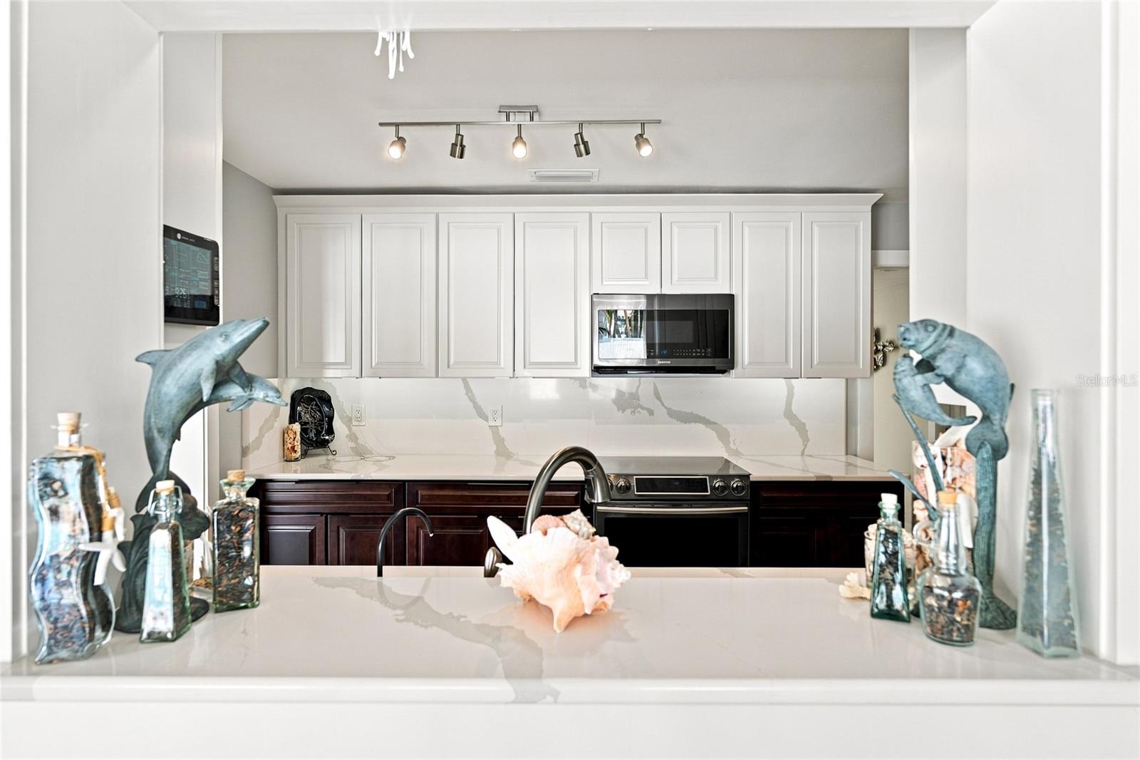 4523 CLEARWATER HARBOR DR S — photo 11
