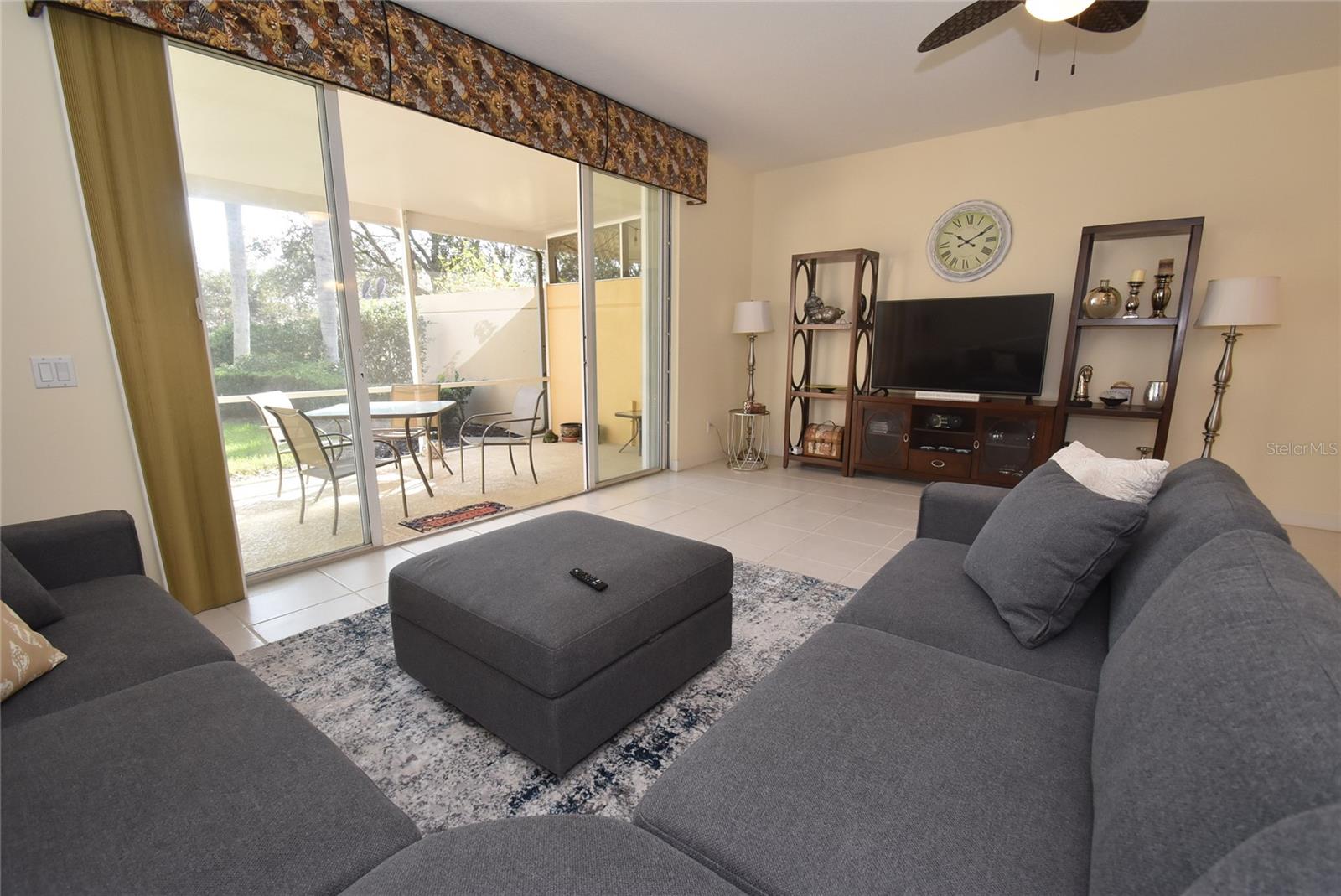 7624 BERGAMO AVE #4B — photo 7