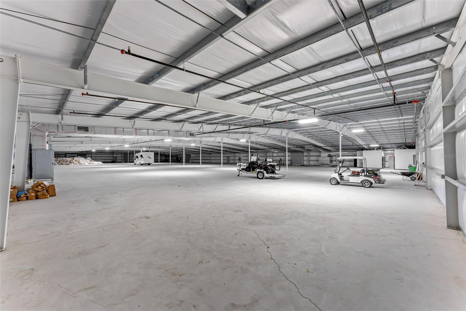 10012 STATE ROAD 52 — photo 28