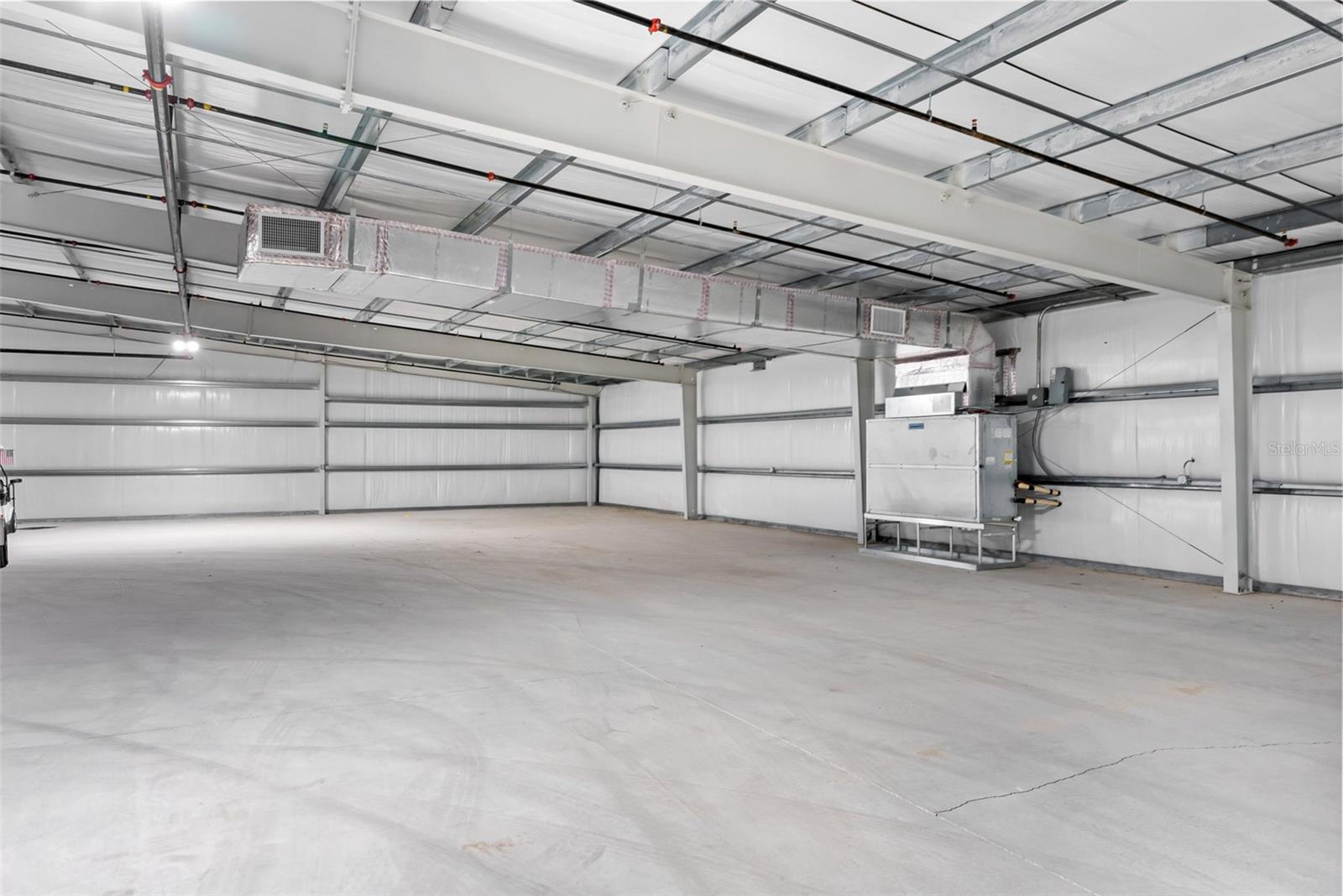 10012 STATE ROAD 52 — photo 49