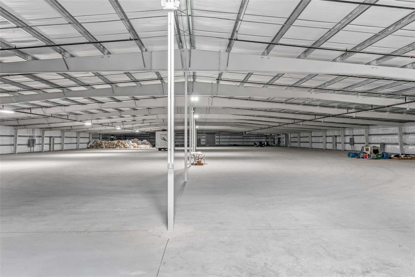 10012 STATE ROAD 52 — photo 31